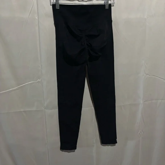 NWOT Scrunch Butt Sculpting Leggings 2 PACK Size Large - Picture 7 of 9